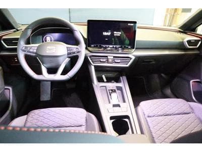 Seat Leon FR (2025) - Photo 2