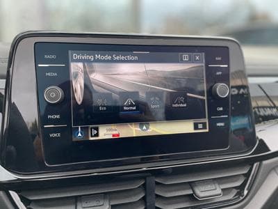 VW T-Roc Cabriolet 1.5 TSI DSG R-Line (2022) - Photo 13