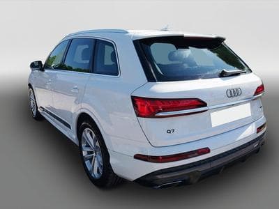 Q7
