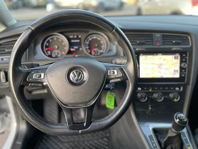 VW Golf 7 1.5 TSi R-Line (2018) - Photo 8