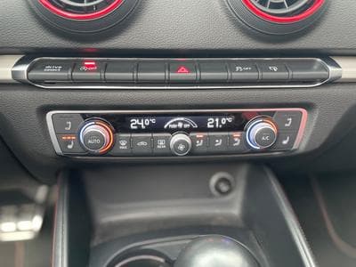 Audi S3 Cabriolet 2L TFSI Quattro S-tronic (2017) - Photo 9