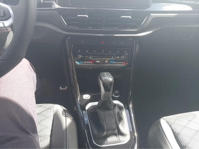 VW T-Roc R-Line (2025) - Foto 13