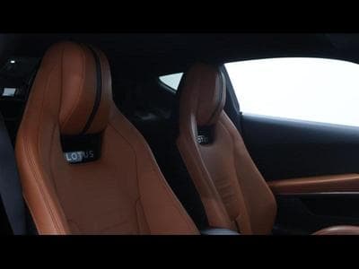 Lotus Emira 2.0i4 364 DCT First Edition (2025) - Foto 13