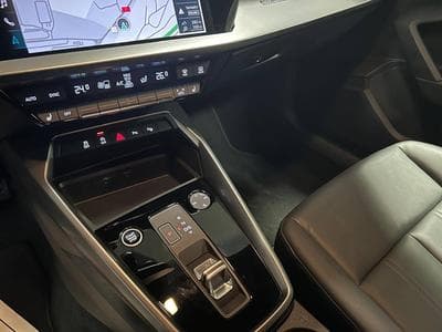 Audi A3 Sportback 35 TFSI S line (2024) - Photo 10