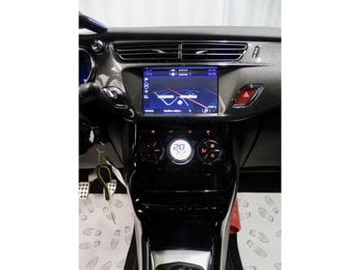 DS Automobiles DS3 EXECUTIVE EDITION FACELIFT SPORT PAKET CUIR BI-XENON NAVI (2017) - Foto 10