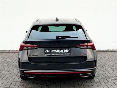 Skoda Octavia Octavia Combi RS 2.0 TDI DSG /LED/ACC/1.HAND/ (2021) - Photo 6