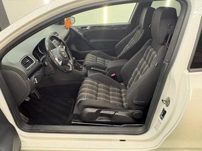 VW Golf GTI 2.0 TSI 6v Soundsystem Schiebedach (2012) - Photo 12