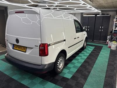 VW Caddy Fourgon 2.0 tdi 75 kw 102 ch. (2018) - Photo 3