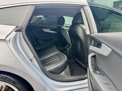 Audi A5 Sportback 40 TDI 190 design S-Tronic (2019) - Photo 10