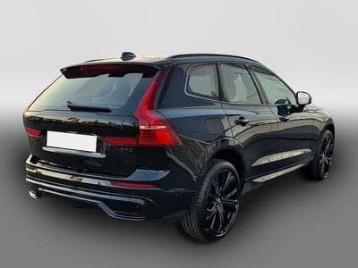 Volvo XC60 (2023) - Photo 2