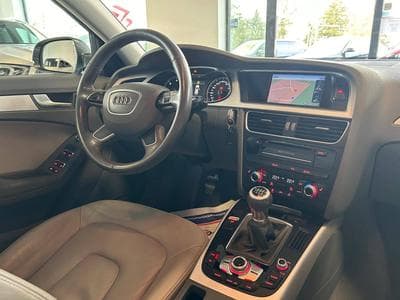 Audi A4 Avant Attraction (2015) - Photo 9