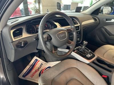 Audi A4 Avant Attraction (2015) - Photo 8