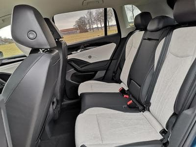 VW Tiguan 1.5 eTSI 110 kW Elegance (2025) - Photo 9