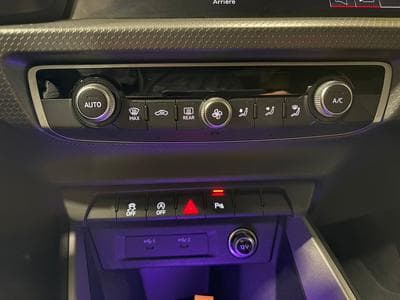 Audi A1 30 TFSI 115cv S-TRONIC Black Edition CAMERA/ECLAIRAGE D'AMBI (2025) - Foto 10