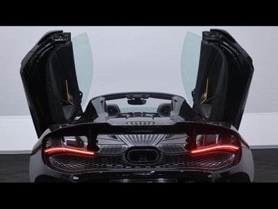 McLaren 750S Spider (2023) - Foto 10