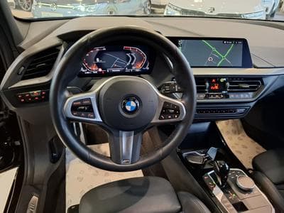 BMW 118 i M SPORT PAKET, 1 HAND, NAVI, LED, COCKPIT DIGITAL, GARANTI (2024) - Foto 12