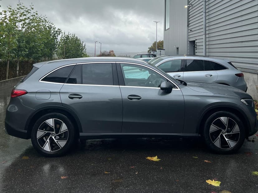 Mercedes GLC 200 Luxury Line (2023) - Photo 2