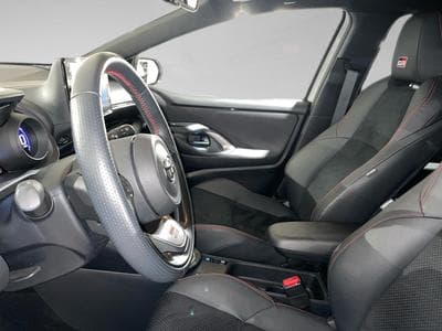 Toyota Yaris 1.5 GR (2023) - Photo 2