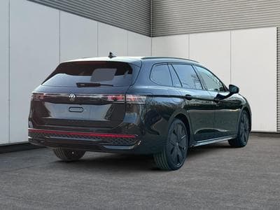 VW Passat Variant R-Line (2026) - Photo 3