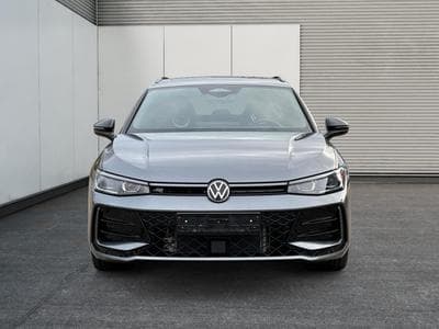 VW Passat Variant R-Line (2026) - Photo 6