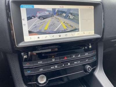 Jaguar F-Pace 180d Prestige AWD (2020) - Photo 13