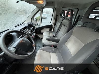 Peugeot Boxer Plateau Double cabine 6 places 2.2 Hdi L4H2 (2016) - Foto 6