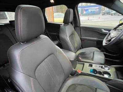 Ford Kuga ST-Line X PHEV 243cv Aut. FWD (2025) - Photo 11