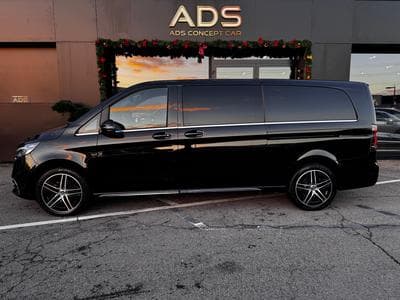 Mercedes V 300 EXCLUSIVE EXTRA LONGUE L3 4MATIC AIRMATIC 2.0L 237CV (2025) - Photo 2