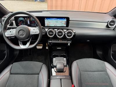 Mercedes CLA 220 190CH SB AMG  4 Matic (2022) - Foto 3