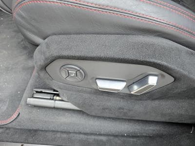 Lamborghini Urus Performante (2024) - Photo 13