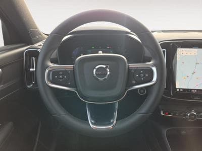 Volvo XC40 B3 Core / Essence (2023) - Photo 12