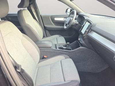 Volvo XC40 B3 Core / Essence (2023) - Photo 15