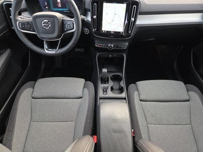 Volvo XC40 B3 Core / Essence (2023) - Photo 3