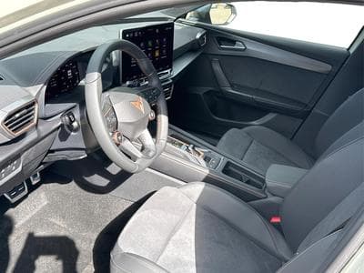 Cupra Leon VZ (2025) - Photo 9