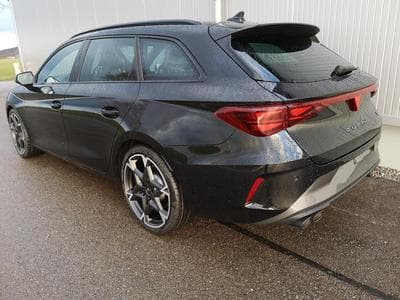 Cupra Leon 2.0 TSI 245 kW 4Drive VZ (2025) - Photo 2