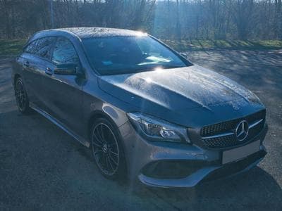 Mercedes CLA 180 AMG Line (2019) - Photo 1