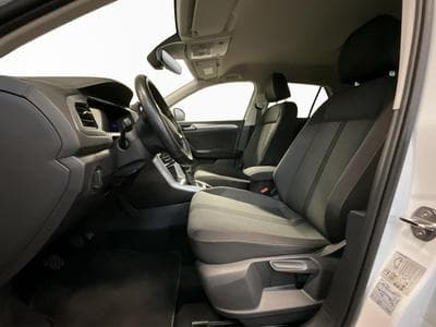 VW T-Roc Life+BVM+RearView+LED (2023) - Photo 9