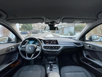 BMW 118 118d Hatch (2021) - Photo 4