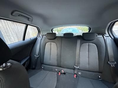 BMW 118 118d Hatch (2021) - Photo 6