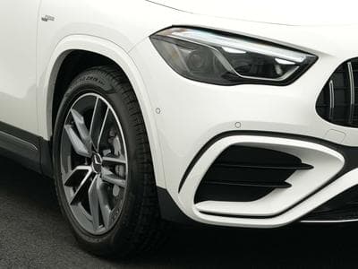 Mercedes GLA 35 AMG 4MATIC Multi+360°+Pano+Kamera+Memo (2024) - Photo 9