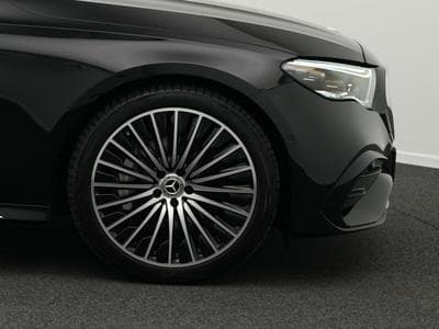 Mercedes E 220 d 4MATIC T AMG-Line Digital+360°+AHK+Memo (2024) - Photo 8