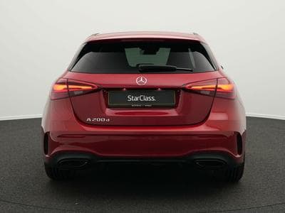 Mercedes A 200 d AMG-Line Multi+Kamera+AHK+19"+Night (2025) - Photo 4