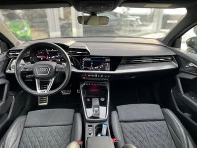Audi RS3 Limousine 2.5 TFSI quattro S-Tronic (2022) - Photo 12