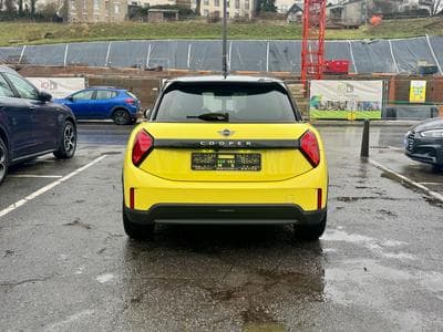 Mini Cooper C Classic Trim 5-Portes Aut. Pano/Cam/Head-Up (2024) - Photo 5