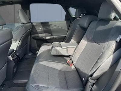 Lexus RX (2023) - Foto 11