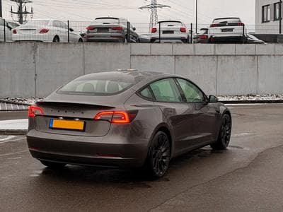 Tesla Model 3 Performance AWD 2021 512ch Panasonic (2021) - Photo 9