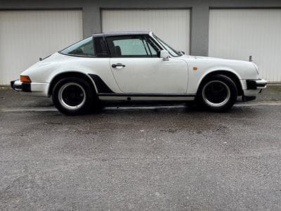 Porsche Carrera GT Targe (1983) - Photo 1