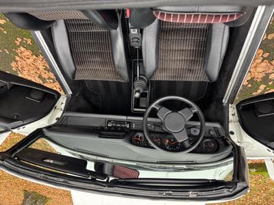 Porsche Carrera GT Targe (1983) - Photo 10