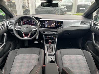 VW Polo 2.0 TSI DSG (2024) - Photo 14