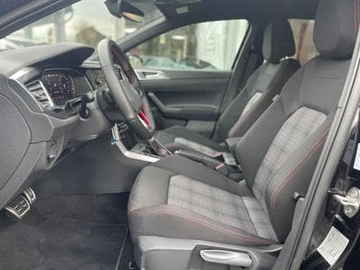 VW Polo 2.0 TSI DSG (2024) - Photo 7